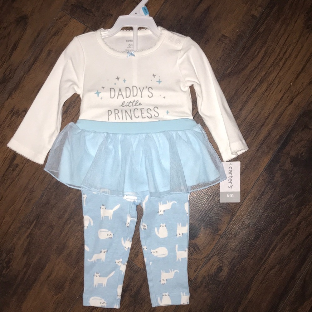 Carter’s 2 piece set